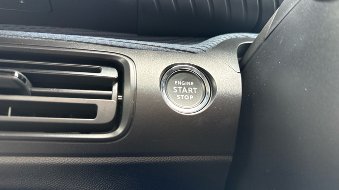 Citroen C3 Aircross 1.2 Hybrid [145] Collection 5dr e-DCS6 [NI] Petrol Hatchback - Image 40